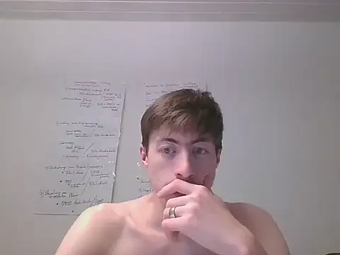 Snapshot of xy_monkeyBigCock chatting on 06/20/26, 02:44 xy monkeyBigCock online show from 06/20/26, 02:44