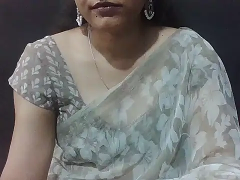 Snapshot of sugandha_bhabhi chatting on 06/16/26, 04:40 sugandha bhabhi online show from 06/16/26, 04:40