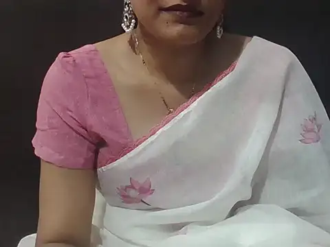 Snapshot of sugandha_bhabhi chatting on 06/25/26, 05:07 sugandha bhabhi online show from 06/25/26, 05:07