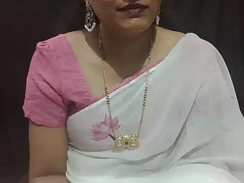 Snapshot of sugandha_bhabhi chatting on 07/09/26, 05:34 sugandha bhabhi online show from 07/09/26, 05:34