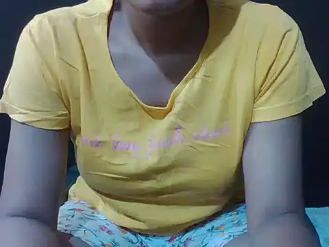 Snapshot of sugandha_bhabhi chatting on 09/11/25, 05:24 sugandha bhabhi online show from 09/11/25, 05:24