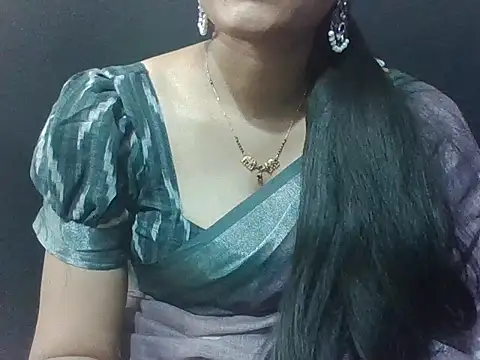 Snapshot of sugandha_bhabhi chatting on 06/26/26, 04:57 sugandha bhabhi online show from 06/26/26, 04:57