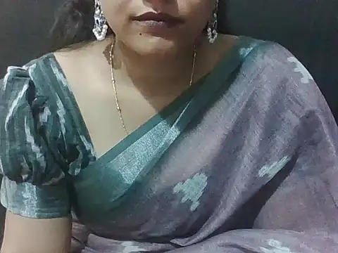Snapshot of sugandha_bhabhi chatting on 05/22/26, 05:00 sugandha bhabhi online show from 05/22/26, 05:00
