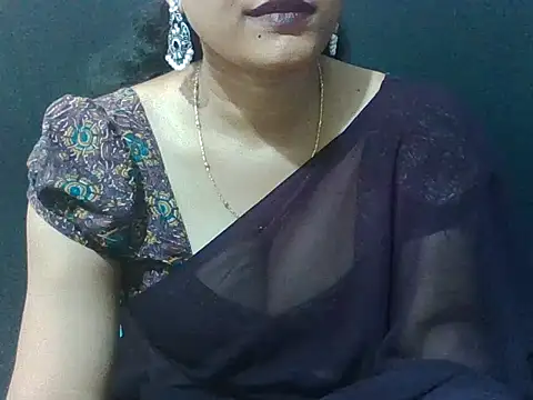 Snapshot of sugandha_bhabhi chatting on 05/31/26, 04:46 sugandha bhabhi online show from 05/31/26, 04:46