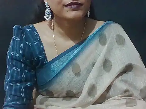 Snapshot of sugandha_bhabhi chatting on 05/21/26, 05:43 sugandha bhabhi online show from 05/21/26, 05:43