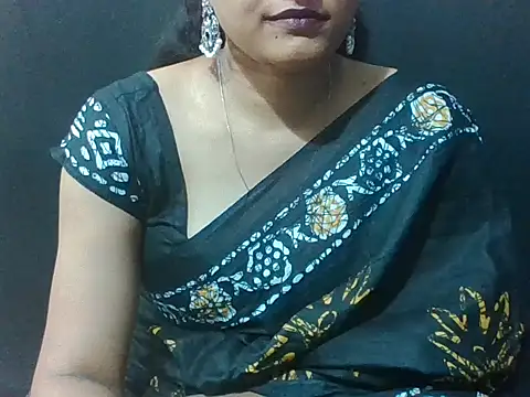 Snapshot of sugandha_bhabhi chatting on 06/12/26, 04:49 sugandha bhabhi online show from 06/12/26, 04:49