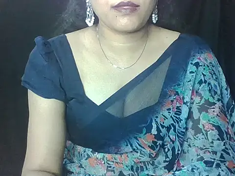 Snapshot of sugandha_bhabhi chatting on 07/16/26, 05:10 sugandha bhabhi online show from 07/16/26, 05:10