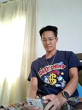 Snapshot of Dannyhobb chatting on 06/09/26, 03:29 Dannyhobb online show from 06/09/26, 03:29