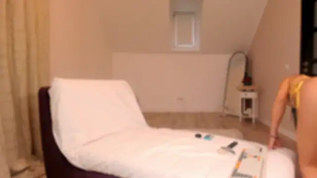 Snapshot of SabrinaSky chatting on 03/10/25, 05:54 SabrinaSky online show from 03/10/25, 05:54