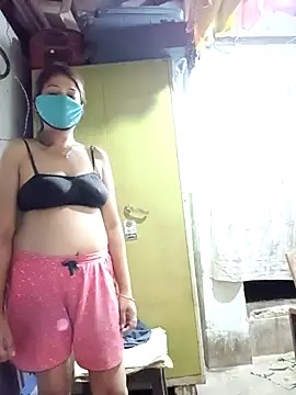 Snapshot of mens_weakness chatting on 03/03/25, 05:52 mens weakness online show from 03/03/25, 05:52