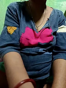 Snapshot of mens_weakness chatting on 10/28/25, 04:06 mens weakness online show from 10/28/25, 04:06