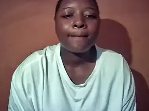 sexyhips2001 online show from 10/21/25, 09:14