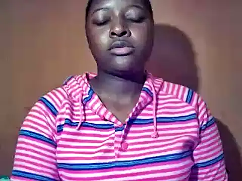 sexyhips2001 online show from 10/20/25, 07:36