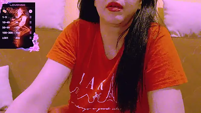 Alina eve online show from 09/25/25, 07:42