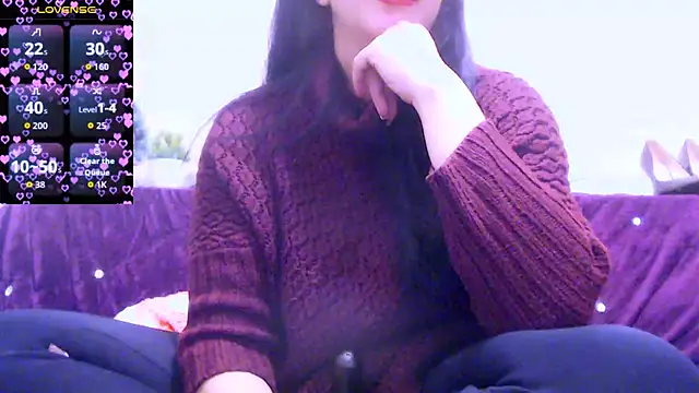 Alina eve online show from 10/29/25, 09:36