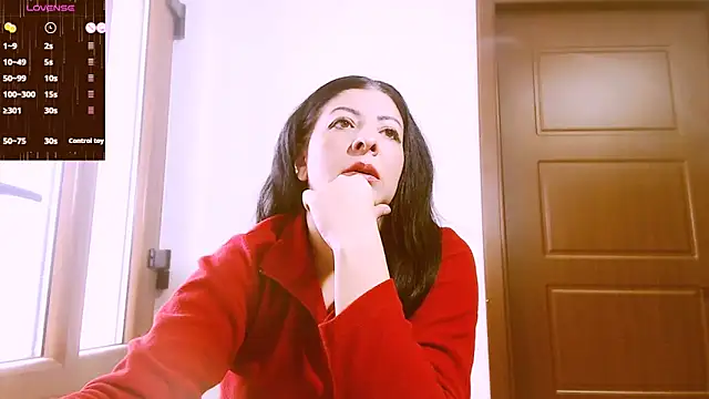 Snapshot of Alina_eve chatting on 04/18/26, 10:39 Alina eve online show from 04/18/26, 10:39