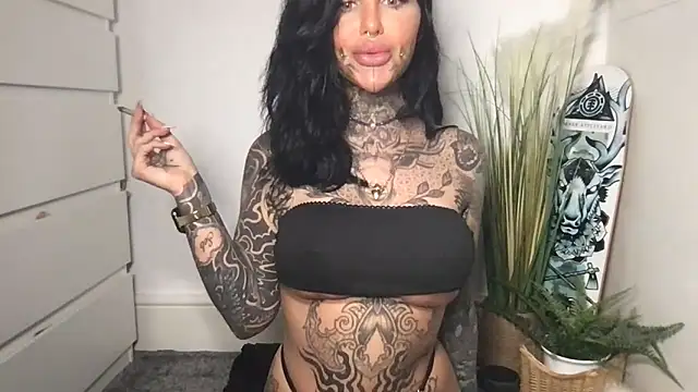 Snapshot of Peaches_and_the_Cream chatting on 02/24/26, 11:22 Peaches and the Cream online show from 02/24/26, 11:22