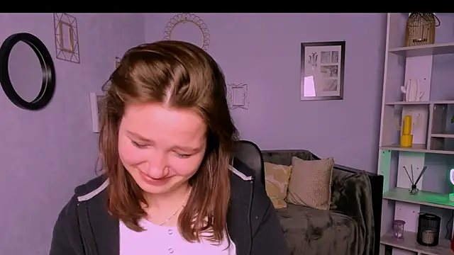 helli belli online show from 03/15/25, 02:56