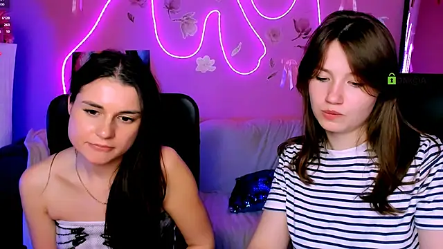 helli belli online show from 04/28/26, 02:27