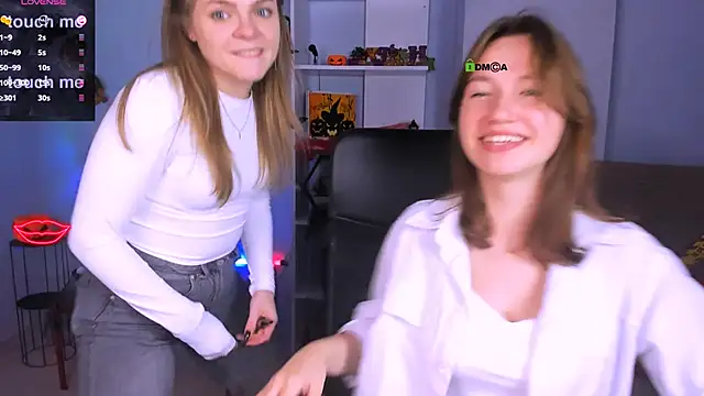 helli belli online show from 10/26/25, 02:12