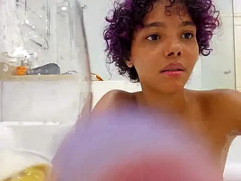 Snapshot of Cherry_kat chatting on 03/13/25, 09:37 Cherry kat online show from 03/13/25, 09:37