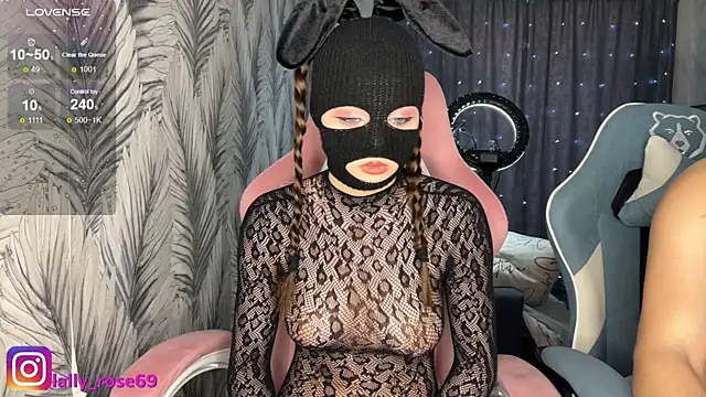 Snapshot of LallyRose69 chatting on 05/06/26, 07:45 LallyRose69 online show from 05/06/26, 07:45