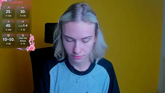 Fiona Night online show from 10/10/25, 06:58