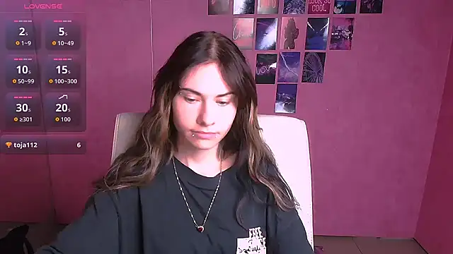 Fiona Night online show from 06/18/26, 05:28