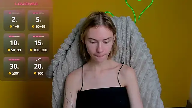 Fiona Night online show from 12/16/25, 12:20