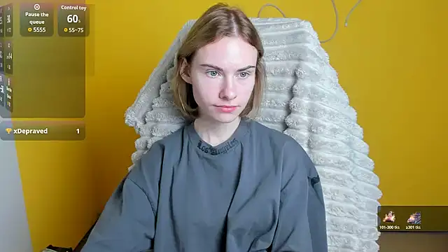 Fiona Night online show from 12/02/25, 06:48