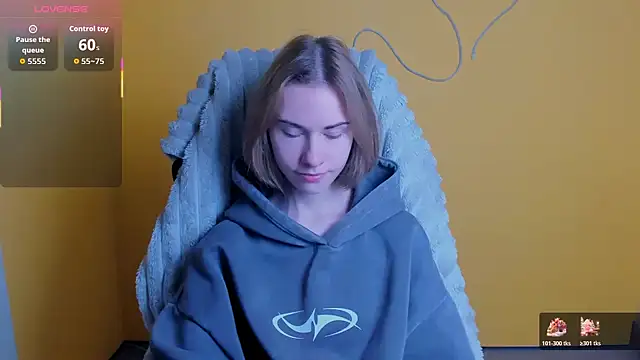 Fiona Night online show from 12/19/25, 06:27