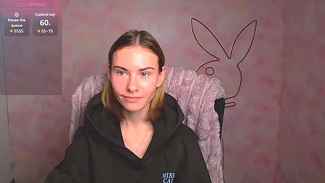 Fiona Night online show from 03/05/26, 06:32