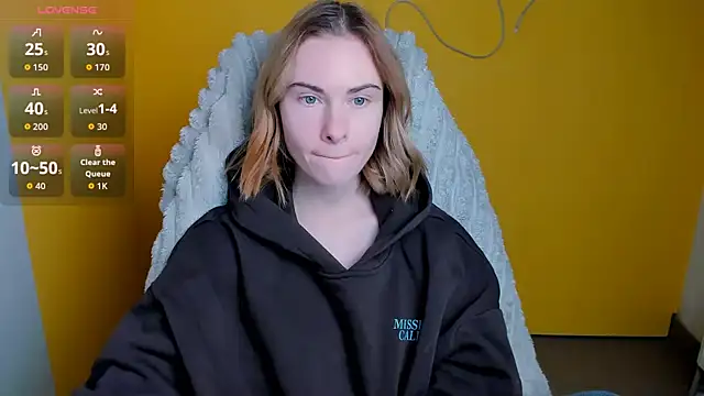 Fiona Night online show from 02/11/26, 06:35