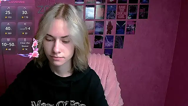 Fiona Night online show from 10/19/25, 05:32