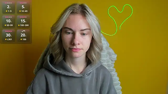 Fiona Night online show from 10/27/25, 06:03