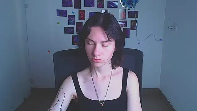 Snapshot of Fiona_Night chatting on 05/07/26, 11:24 Fiona Night online show from 05/07/26, 11:24