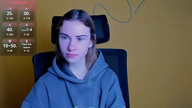 Fiona Night online show from 02/18/26, 06:22