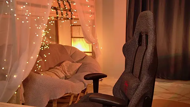 OliviaMcClean online show from 02/27/26, 07:57