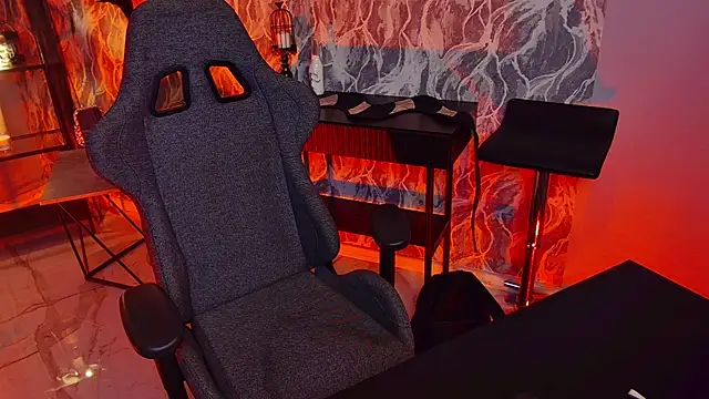 OliviaMcClean online show from 11/13/25, 03:10