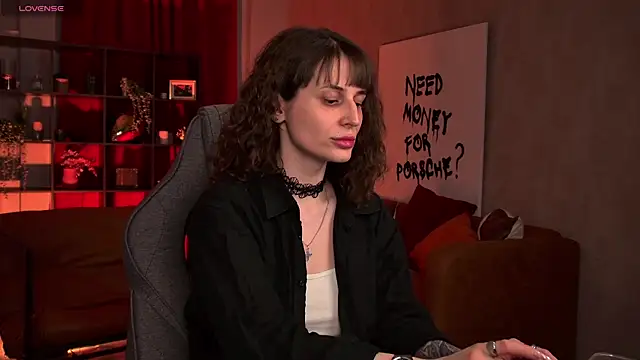 OliviaMcClean online show from 04/24/26, 06:43