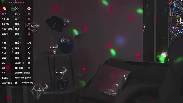 OliviaMcClean online show from 04/02/26, 02:30