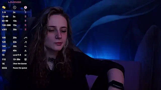 OliviaMcClean online show from 11/07/25, 02:38