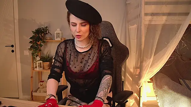 OliviaMcClean online show from 02/19/26, 11:34