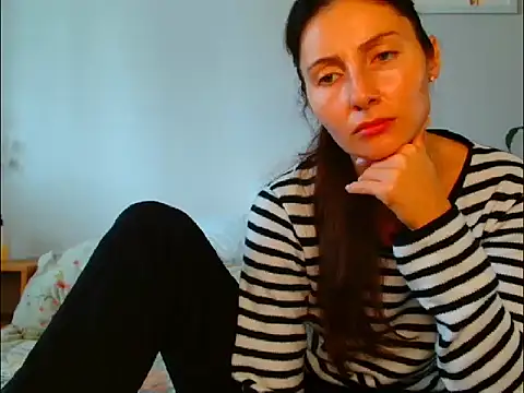 Irina9793 online show from 10/10/25, 07:53