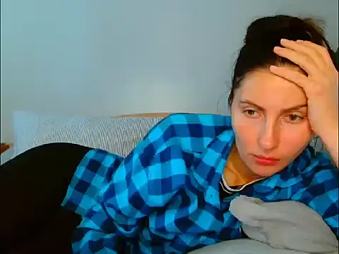 Irina9793 online show from 04/02/26, 09:05