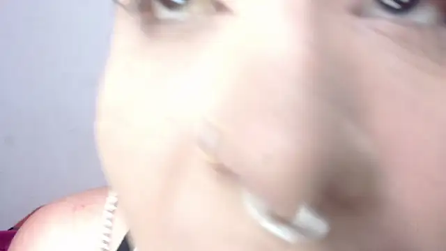 nicollewayne10 online show from 11/07/25, 10:35