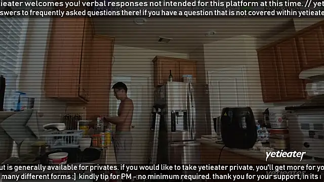 Snapshot of yetieater chatting on 07/16/26, 03:31 yetieater online show from 07/16/26, 03:31