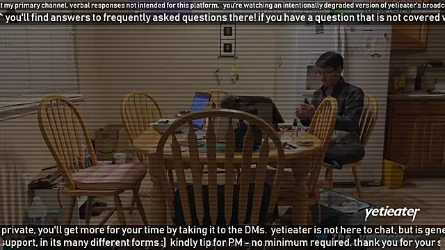 Snapshot of yetieater chatting on 01/26/25, 02:24 yetieater online show from 01/26/25, 02:24