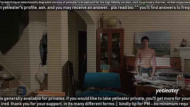 Snapshot of yetieater chatting on 02/08/25, 12:17 yetieater online show from 02/08/25, 12:17