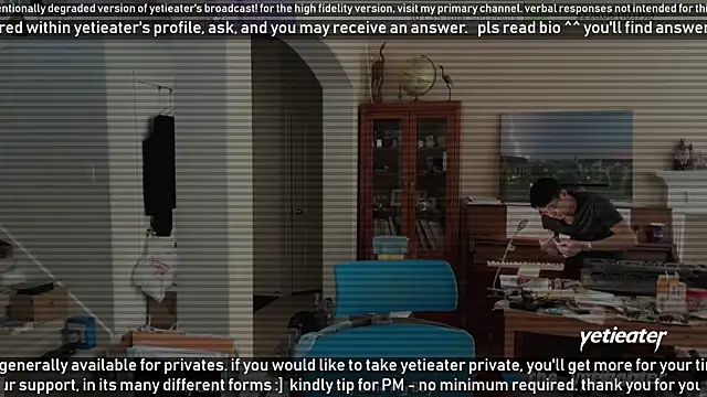 Snapshot of yetieater chatting on 01/24/25, 07:07 yetieater online show from 01/24/25, 07:07